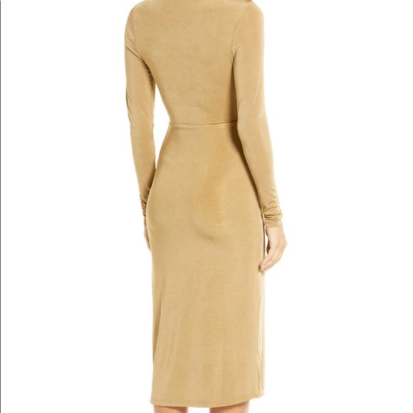 Good American Shimmer Wrap Dress Pale Gold NWOT - Picture 3 of 10